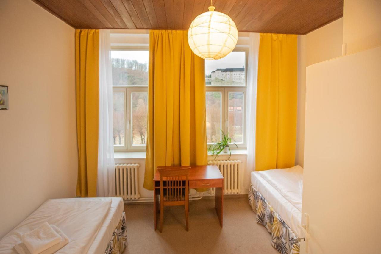 Pension V Parku Cesky Sternberk Bagian luar foto